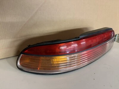 LUZ TRASERA IZQUIERDA LEXUS SC300 SC400 OEM Foto 1 de 4