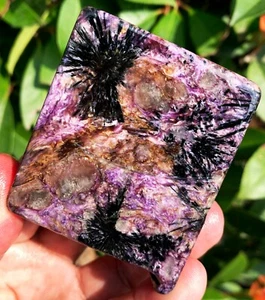 180,0 g Gemmy!!! Fantástico espécimen natural de cristal de charoita púrpura ip1939 - Imagen 1 de 15