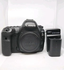 Canon EOS 5D Mark IV 30.4MP DSLR Camera Body 4K VIDEO 33k LOW SHUTTER - Picture 1 of 14