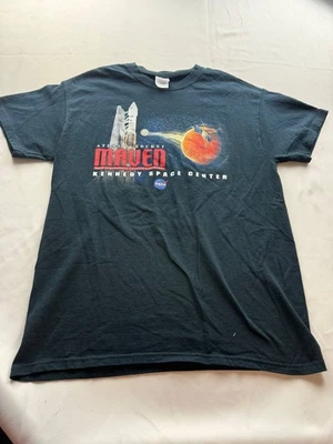 NASA Atlas V Rocket Maven Kennedy Space Center Shirt Mens Medium Black Gildan - Image 1 of 4