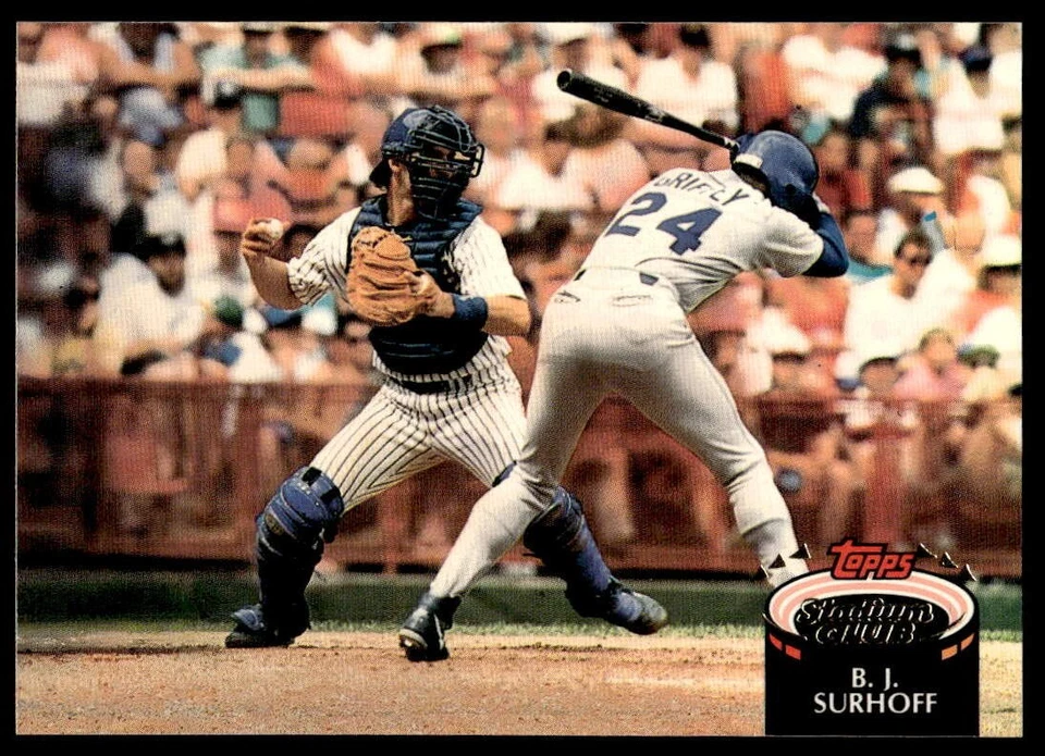 1992 Stadium Club #117 B.J. Surhoff Milwaukee Brewers Baseball - Image 1 of 2