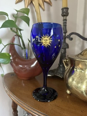 Copa de vino celestial Libbey vintage azul cobalto sol luna estrellas  Foto 1 de 4