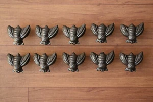 Iron door knobs cast cabinet bee drawer handles pull rustic hardwar 10 pcs - Picture 1 of 11