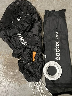 Godox Portable P90L 90CM 35'' Softbox Bowens Mount Studio + Honeycomb - Image 1 of 2