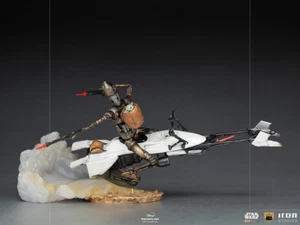 IG-11 and the Child (Star Wars: The Mandalorian) 1:10 Deluxe Scale Statue - Picture 1 of 5