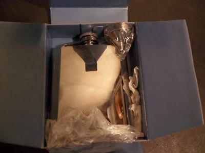 THINGS Remembered 不锈钢 7 盎司髋部瓶 — 第 1/3 张图片