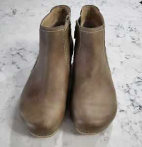 Dansko Barbara Tan Leather Ankle Boots, Women's Size EU 38, US 7.5