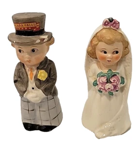Vintage Hummel Bride & Groom Salt/Pepper Shakers Germany Marking Of V With Bee - Picture 1 of 9