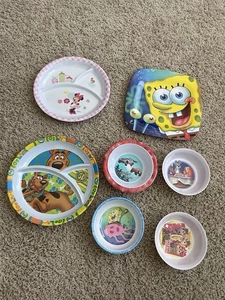 Menge 7 gemischte Melamin Teller & Schüsseln - Scooby, Minnie, Sponge Bob - Bild 1 von 3