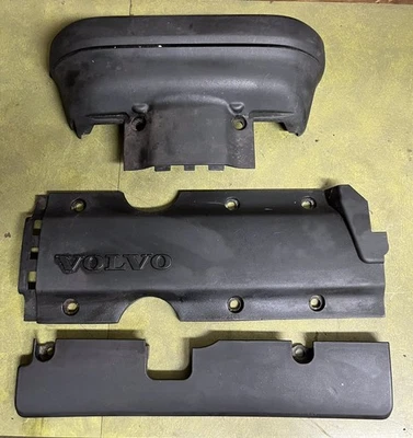 Juego de cubiertas de motor para motor Volvo XC70 05  Foto 1 de 4