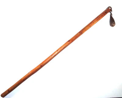 BONITO MAYAL DE GUERRA DE HIERRO Y MADERA DEL SIGLO XVI CON MARCAS DE ARMERÍA REAL Foto 1 de 4