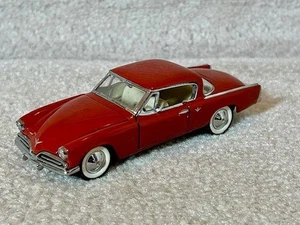 Franklin Mint 1953 Studebaker Commander Starliner 2-Door 1/43 Scale Red - Picture 1 of 9