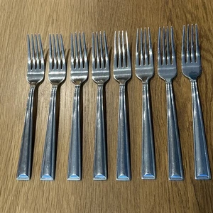 Gorham “MARABELLA” Flatware, 8 Dinner Forks 8 1/8”, 18/10 Stainless Steel - Picture 1 of 15