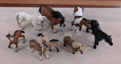 Lote de 8 figuras de caballos Bullyland, Frisia, Schleich y Shetland Pony LEER Foto 1 de 4