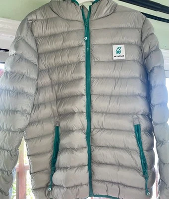 Chaqueta Petronas Foto 1 de 2