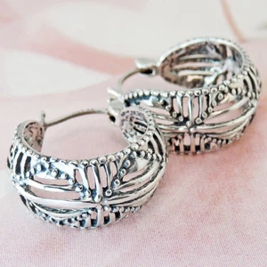 Lovely Wide Sterling Silver Filigree Hoop Earrings - Imagen 1 de 11