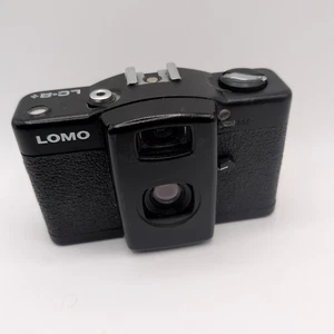 Lomography Lomo LC-A analoge Kompaktkamera 35 mm mit 32 mm 1:2.8 Minitar Objektiv - Bild 1 von 6