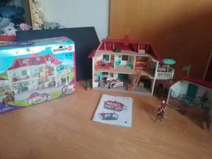 Schleich® 42416 Horse Club - Großer Pferdehof mit Wohnhaus und Stall in OVP ♡♡ - Bild 1 von 17