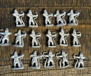 16 Lead Metal FIGURES UNPAINTED Roman CEASAR NAPOLEON BOW 28mm War Games - Picture 1 of 5