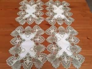 4PCE "White/Sage- Lace" 30*40cm Polyester VintageTraditional Placemat Set - Picture 1 of 3