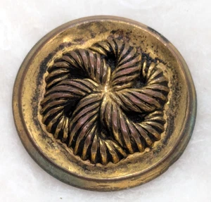 Großer antiker viktorianischer Messingknopf Pinwheel Knoten Wirbelschaft 35 mm - 1 5/16 Zoll - Bild 1 von 9