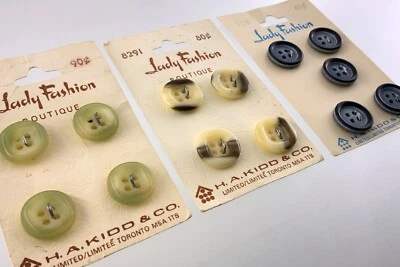 New Old Stock Lot Of 13 Vintage Small Circle Buttons .6in Bi-Color Pattern 319D - Image 1 of 4