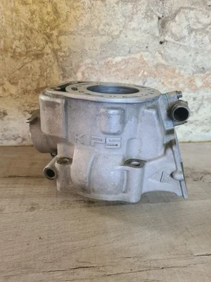 Kawasaki KX250 KX 250 1986 1997 Cylinder Barrel Jug - Image 1 of 4