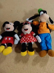 3 x Disney Plüsch Mickey Minnie Goofy Paris Disneyland - Bild 1 von 9