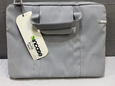 Funda de nailon Incase MacBook 13” gris platino nueva con etiquetas Foto 1 de 4