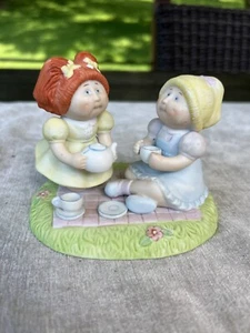 VINTAGE CABBAGE PATCH TEA FOR TWO FIGURINE XAVIER ROBERTS - Picture 1 of 3
