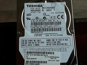 Toshiba MK1252GSX 120GB, Internal Hard Drive,5400 RPM,6.35 cm (2.5") - Afbeelding 1 van 3