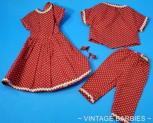 Muñeca Barbie vintage tamaño rojo y blanco Poka Dot traje casi como nueva ~ años 60 - Imagen 1 de 9