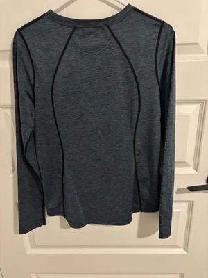 Kerrits Ladies M Long Sleeve Activewear  Base Layer Top SizeM - Image 1 of 4