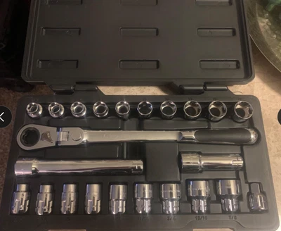 GEARWRENCH 893823 - 23 Piece 3/8" Drive 6 Point Standard SAE/Metric Tool Set - Image 1 of 4