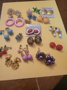 15 Paar Ohrringe Vintage Modeschmuck Clip/ Schraube teils alt. Gebrauchsspuren/Wiederverkauf (57) - Bild 1 von 14