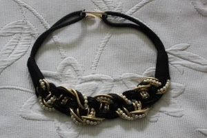 VINTAGE ST MICHAEL (M&S) BLACK PLAITED BELT GREAT - PEARL DETAIL - LOVELY! - Picture 1 of 5