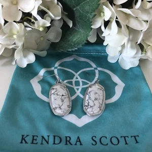 Kendra Scott Elle Earrings ~ Silver & White Howlite - Picture 1 of 3