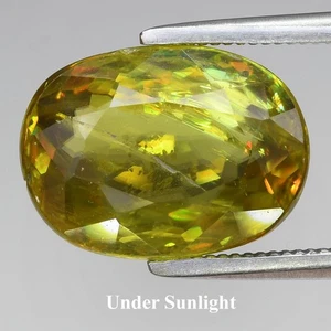 π 4.12ct Oval Natural Yellowish Green Sphene - High Luster, Madagascar Gemstone - Picture 1 of 5
