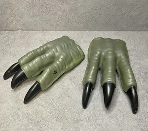 Official Jurassic World Velociraptor Dinosaur Claws Hands Raptor Dress Up Play - Bild 1 von 14