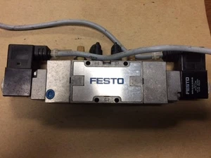 Válvula solenoide Festo MFH-5/3-G-1/8-B 30483 con relé MSFG-24/42-50/60-OD 34411 - Imagen 1 de 4