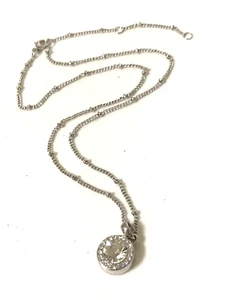 Beautiful Silve Tone Clear Rhinestones Sparkle Pendant Necklace 16" Fashion - Picture 1 of 7