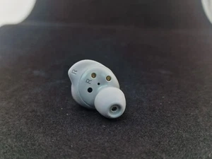 Samsung Galaxy Buds SM-R170 Pièce détachée écouteurs droits uniquement - Photo 1/3