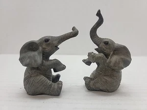 2 sitzende Elefanten Figuren aus Resin - Bild 1 von 4
