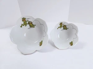 Suzy's Zoo Enesco Set Of 2 Vintage 70s Ceramic White Green Frog Lotus Bowls - Picture 1 of 14