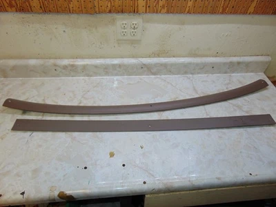 Ford F150 F250 1992-1997 parabrisas delantero interior trasero techo moldura OEM par Foto 1 de 4