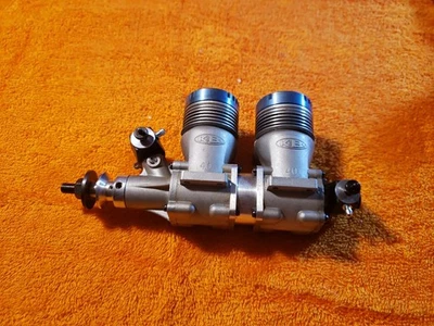 K&B Engine - K&B Twin Cylinder Inline 2 X 40 Motor - Rare Custom - KIK25 - Image 1 of 4