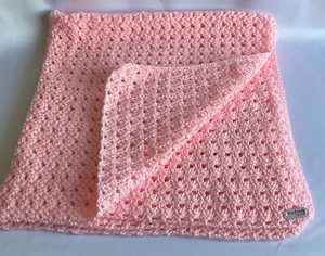 "Manta bebé rosa ganchillo hecha a mano 36"" X 38"" nueva" - Imagen 1 de 4