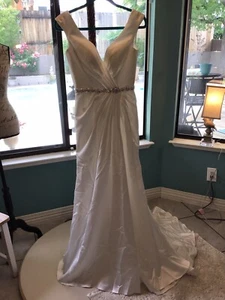 Wedding Dress Satin White By Moonlight Association Size 6 - Picture 1 of 10
