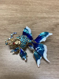 Fish brooch enamel on metal w/ crystals - Picture 1 of 6