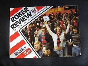 SUNDERLAND FOOTBALL PROGRAMME - SIGNED - Picture 1 of 5